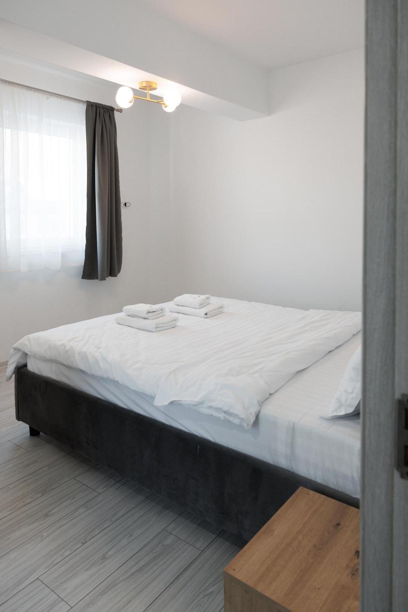 Cozy Aparthotel K Suceava Esterno foto