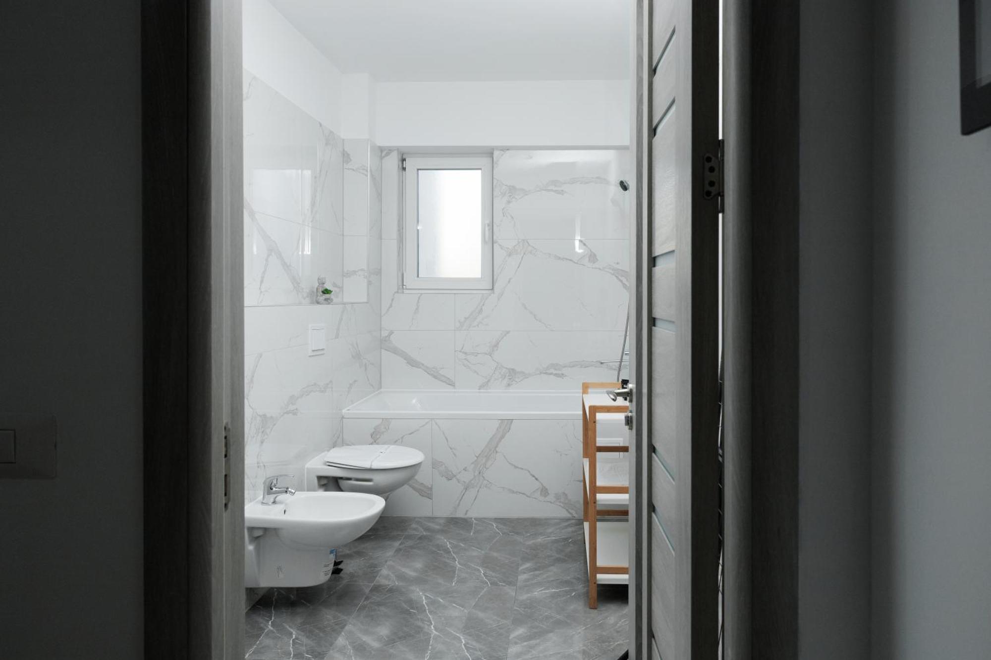 Cozy Aparthotel K Suceava Esterno foto