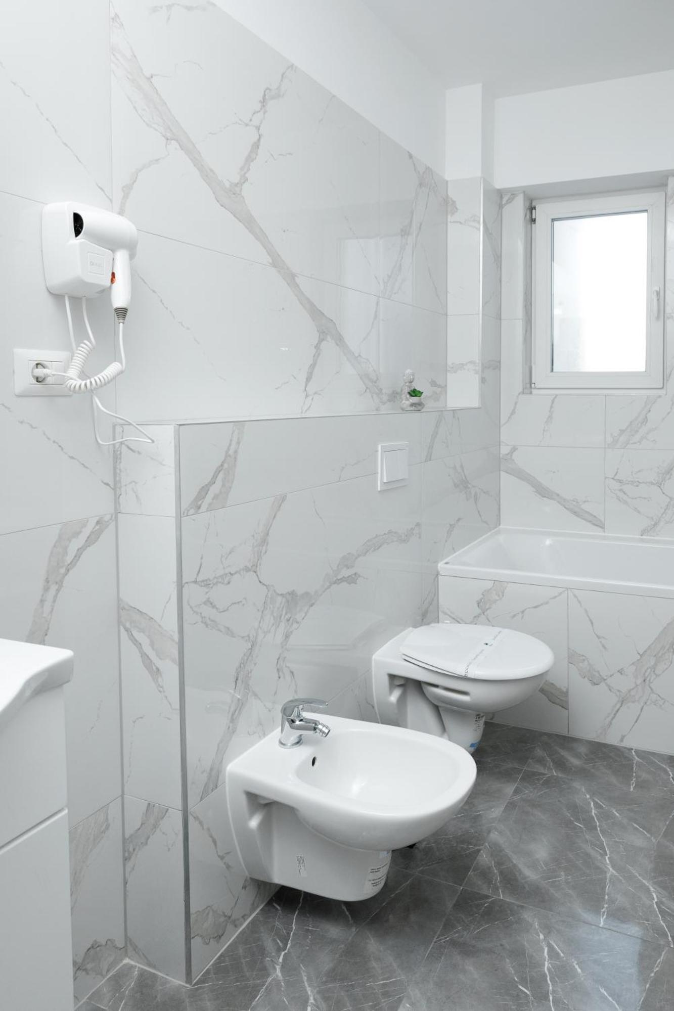 Cozy Aparthotel K Suceava Esterno foto